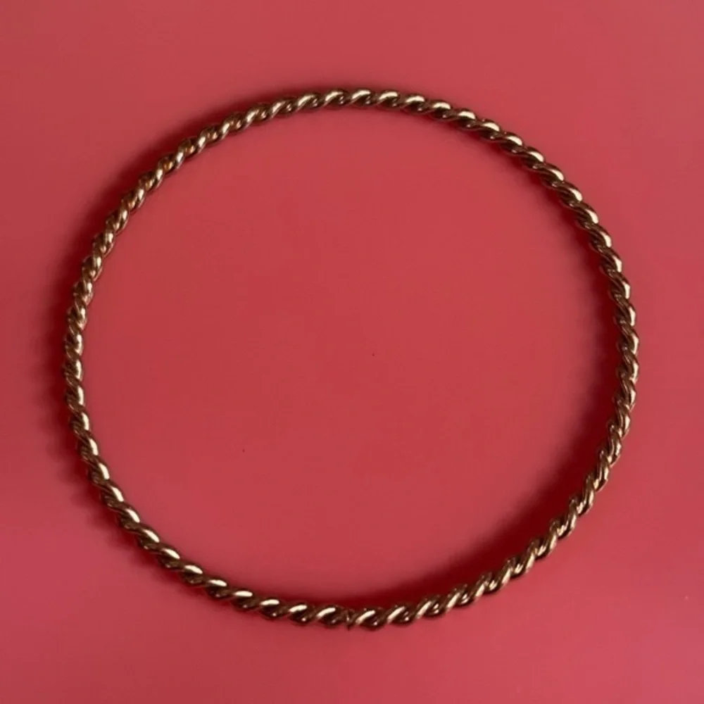 Bangle Gold Swirl Bracelet NWT